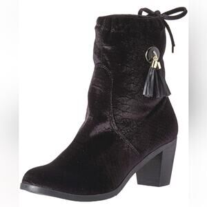 New $115 Black Faux Velvet Slouchy Sock Boot Tassle Womens 9.5 Boho Quiet Luxury